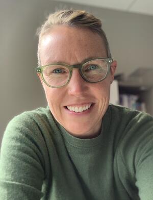 Julie Thompson, PA
