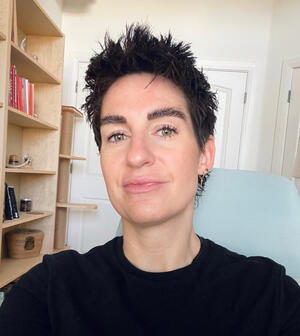 Stacie Gibbons, MFT