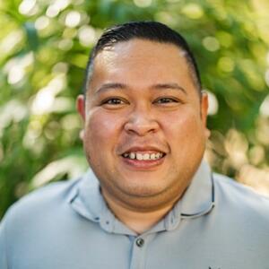 Levin Manabat, LCSW, LICSW, MSW